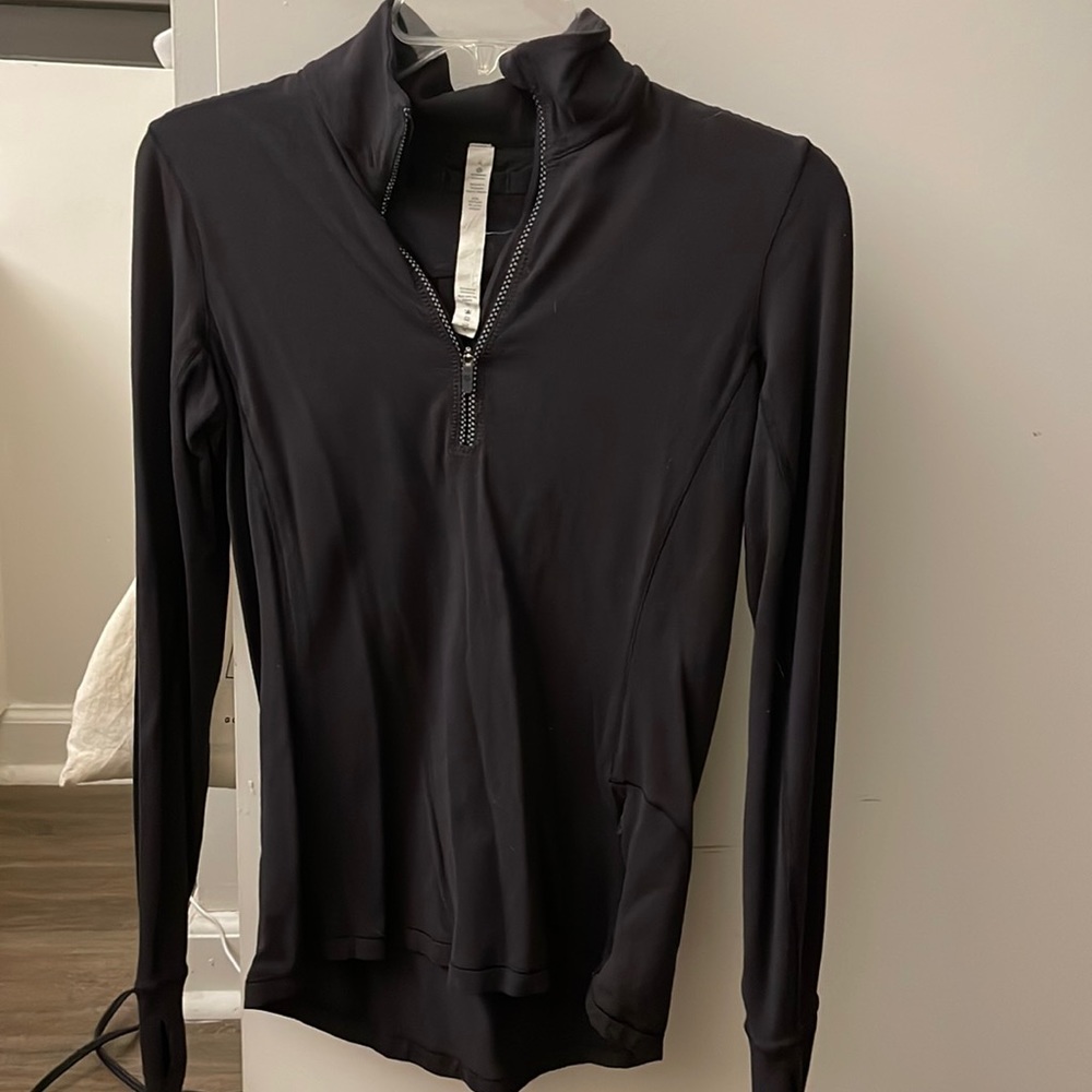 Lululemon Half Zip Pullover Sz 4 in black